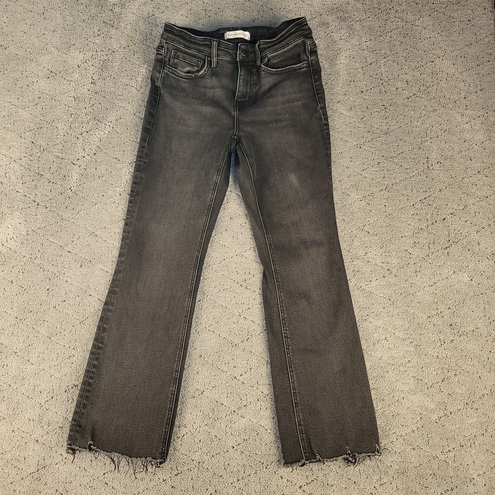 Flying Monkey Jeans Womens 6 Black Crop‎ Flare Raw Hem Dark Wash Stretch Denim